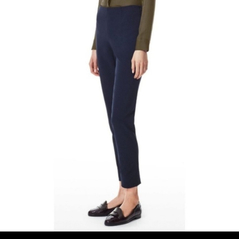 Theory Navy Blue Belisa 2 Optimal Pants - Size 2 - Navy Blue, Cropped